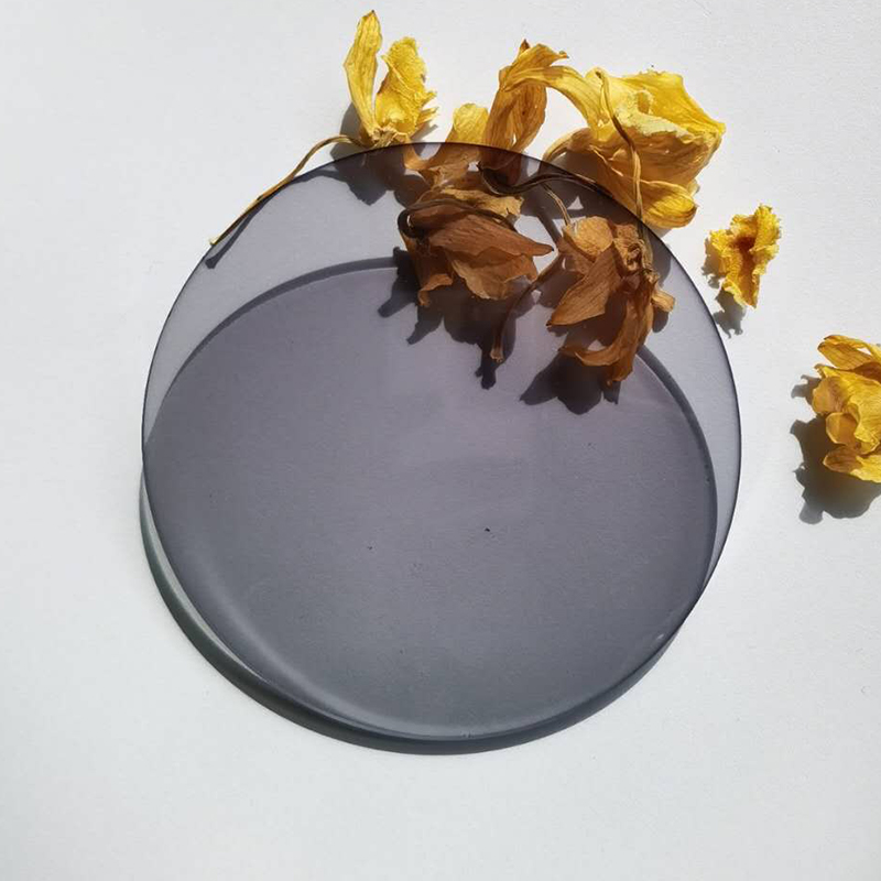 1.67 fotokromisk linse SHMC