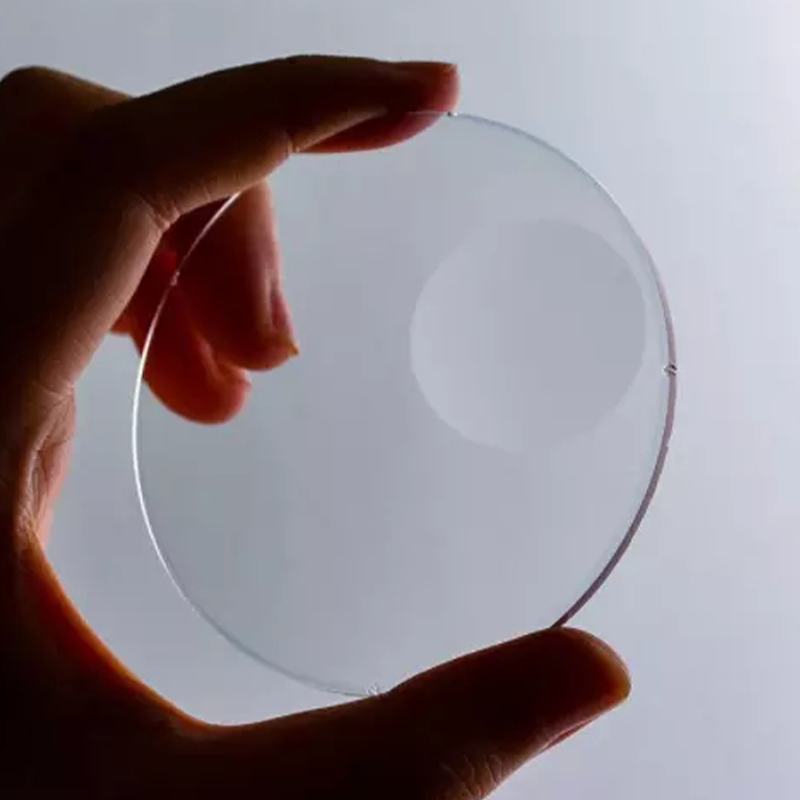 1,56 halvferdig bifokal linse med rund topp