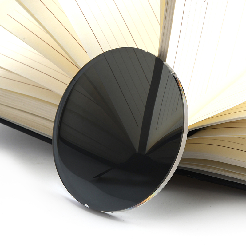 1.56 Polarisert linse